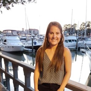 Meet your Posher, Julia